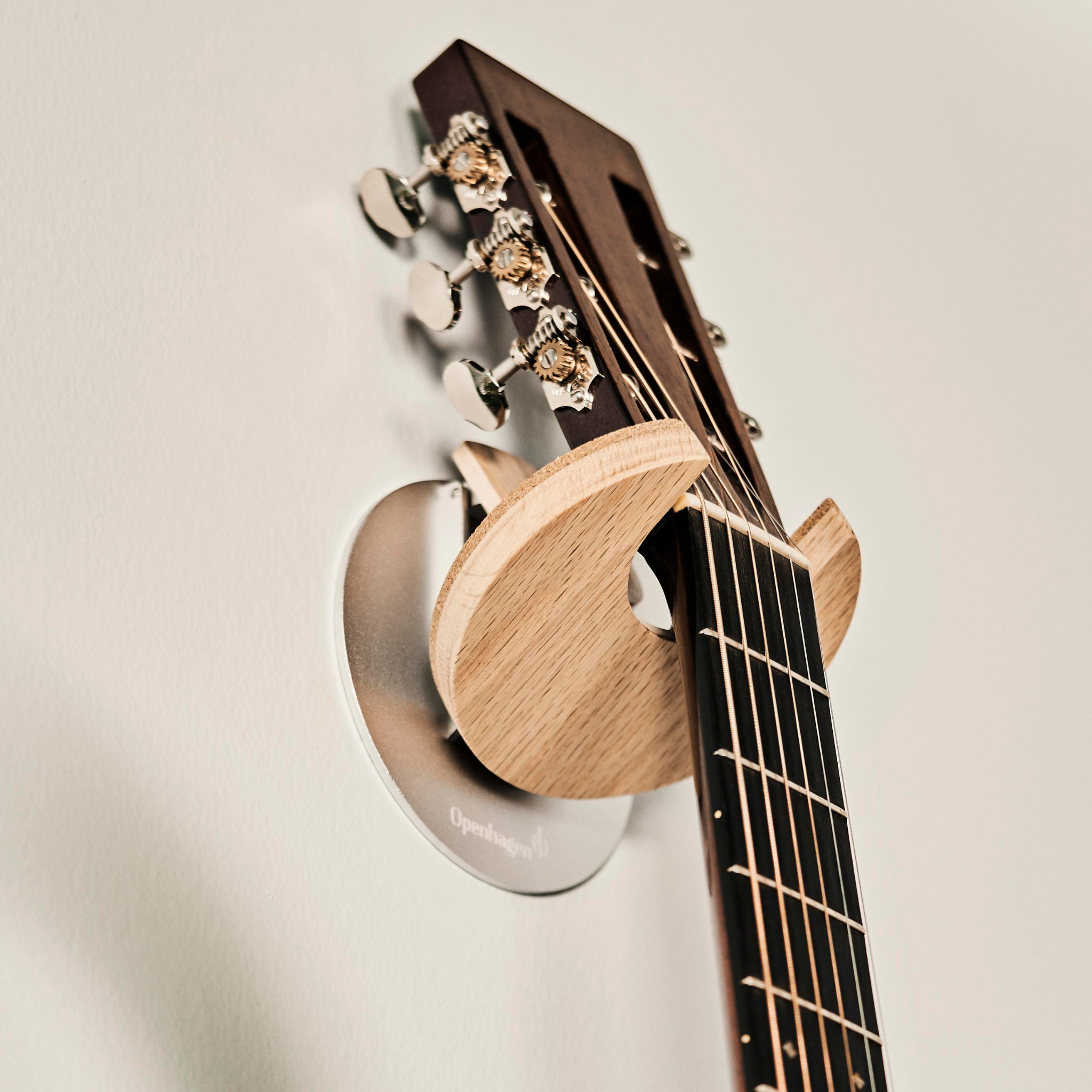 Guitar Wall Mount - HangWithMe