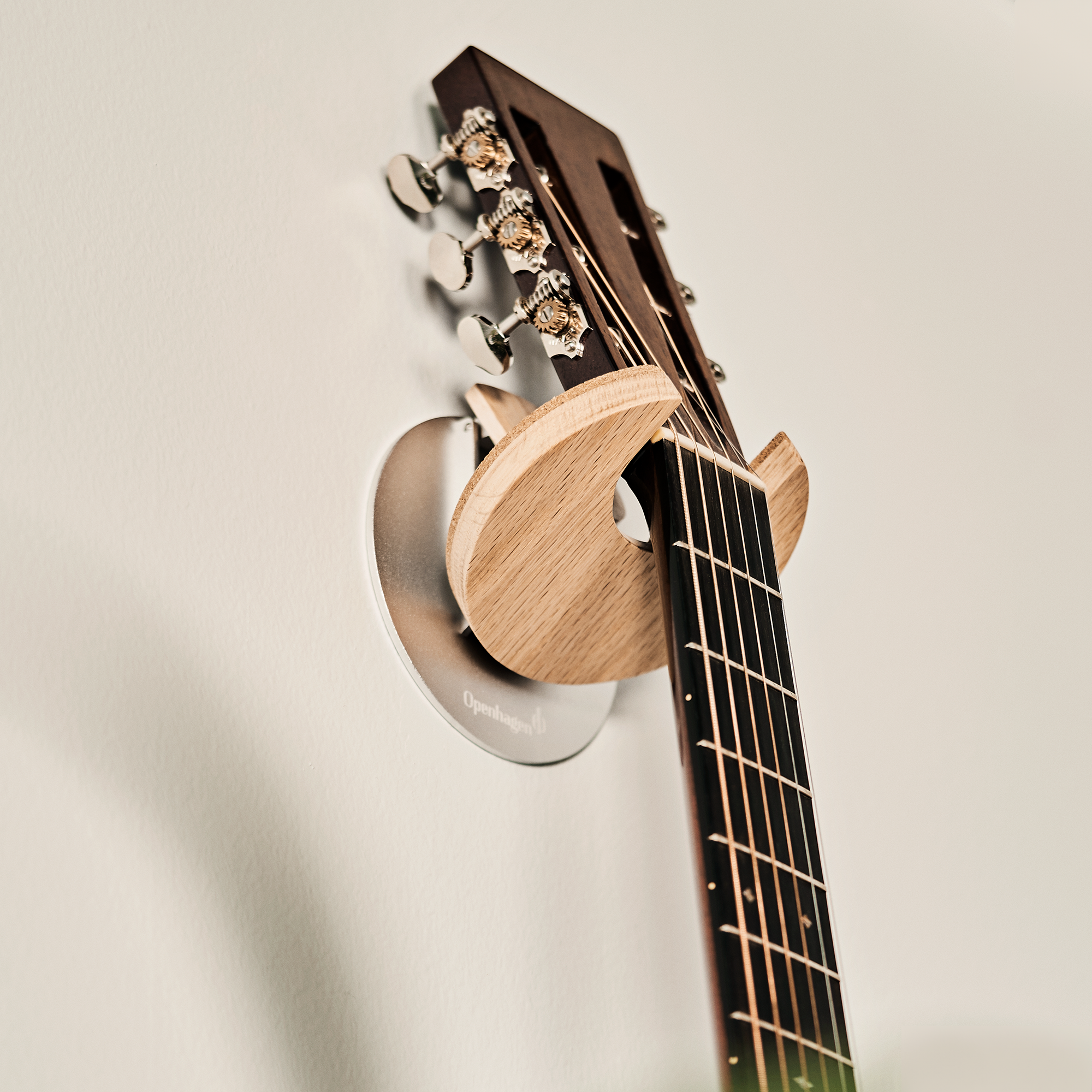 HangWithMe - Guitar Wall Mount