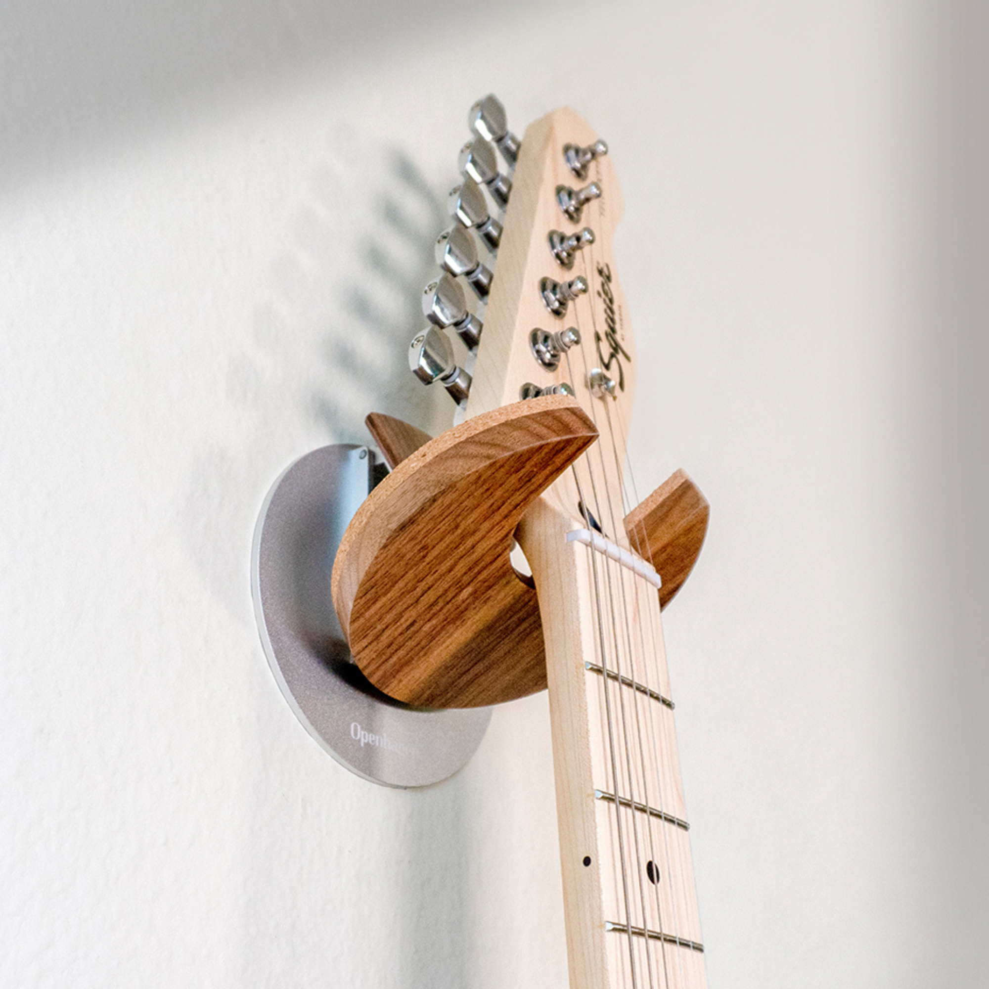 Electric Guitar Wall Mount - HangWithMe